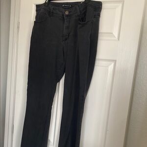 Ladies black Lees Jeans 18 medium lengtg